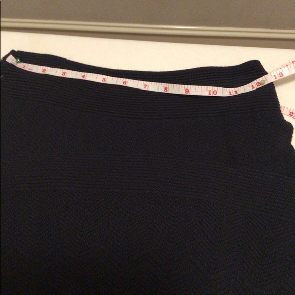 NWOT Slip in Navy blue knit skirt - Picture 5 of 6